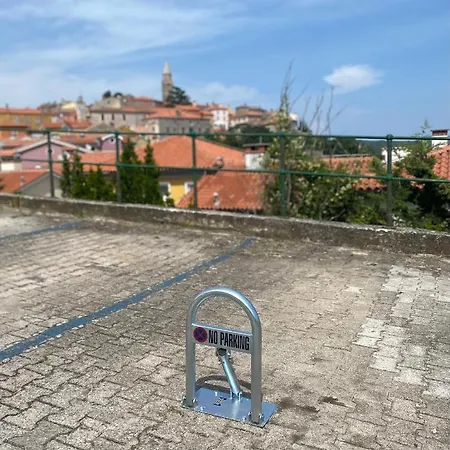 Borgo アパート *